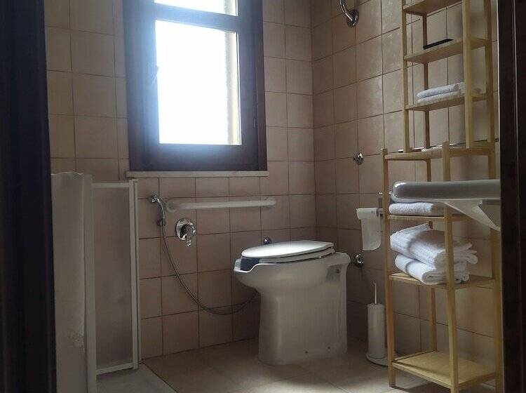 Room In B&b   Note Di Stelle Resort In Marrubiu Num01