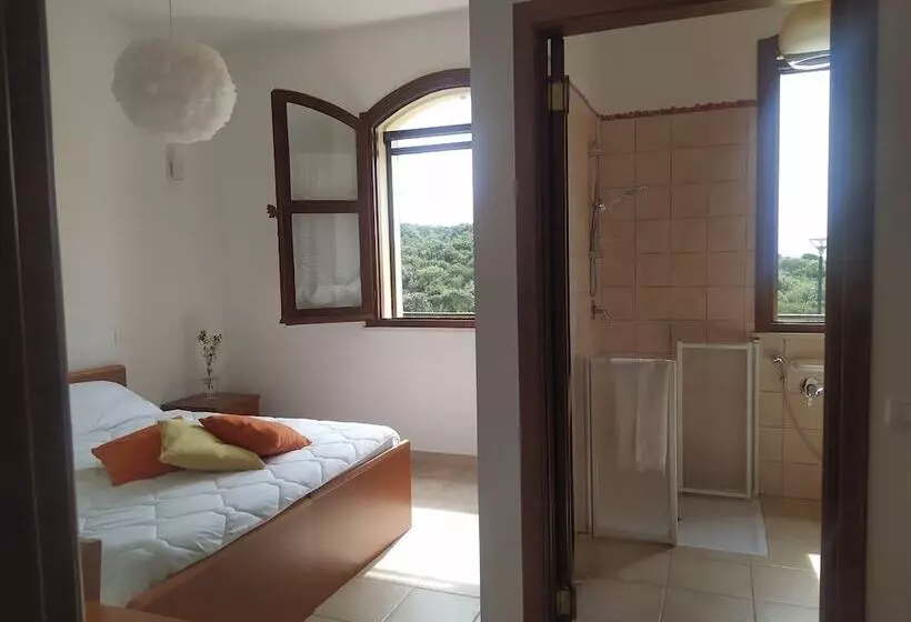 Room In B&b   Note Di Stelle Resort In Marrubiu Num01