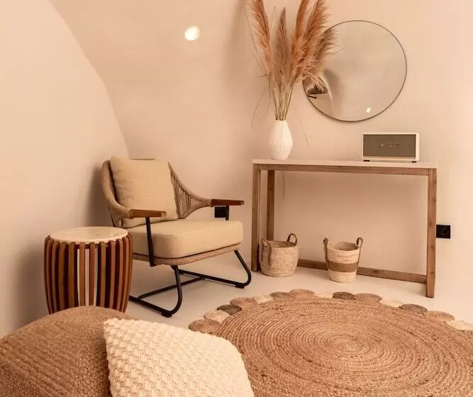 تختخواب و صبحانه Twentyone Suites