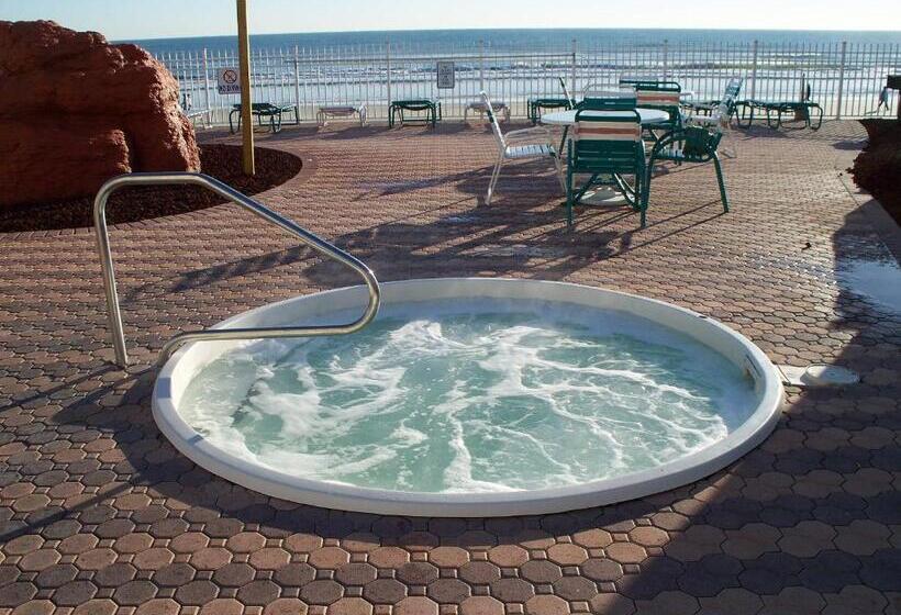 Harbour Beach Resort 811