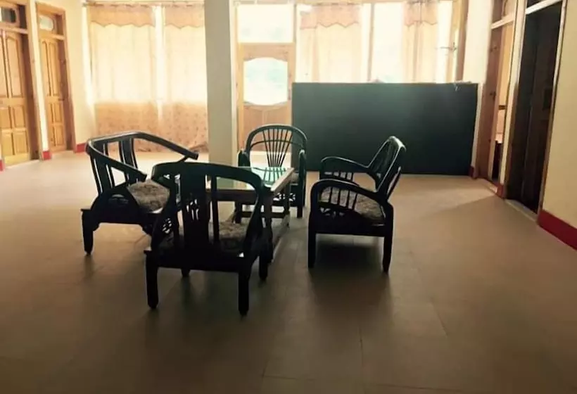 هتل Al Hayat Murree