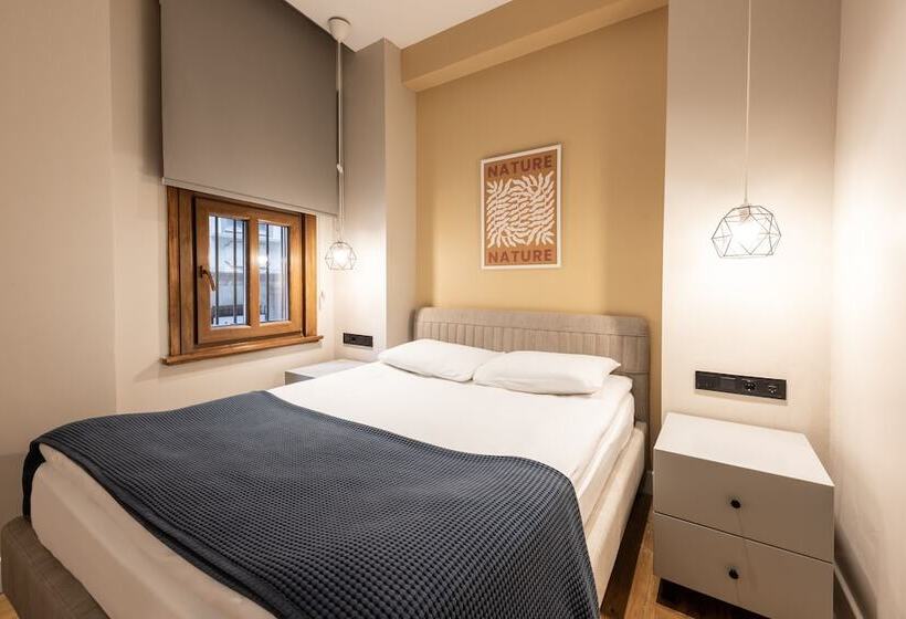 هتل Bguest Pera Suites