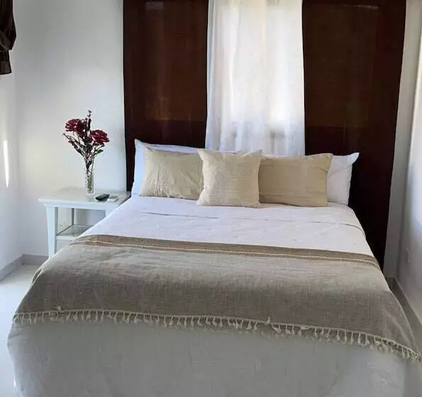 هتل Casa Blanca La Playa Barahona
