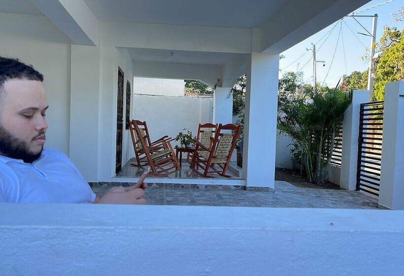 هتل Casa Blanca La Playa Barahona