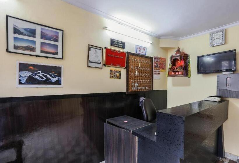 בית מלון כפרי Collection O Chand Regency