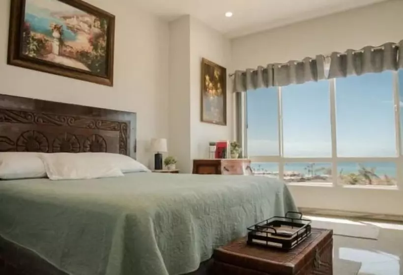 Hotelli El Capitan Resort