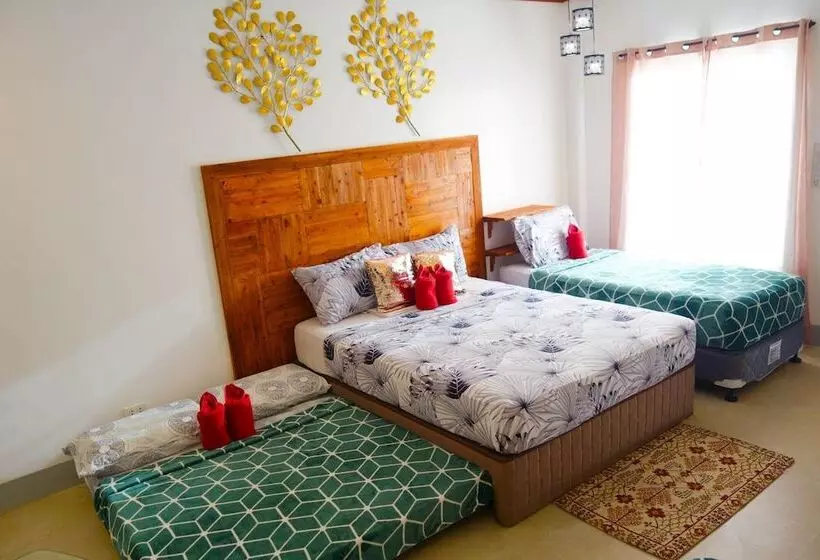 Hotelli Gem's Paradise Resort