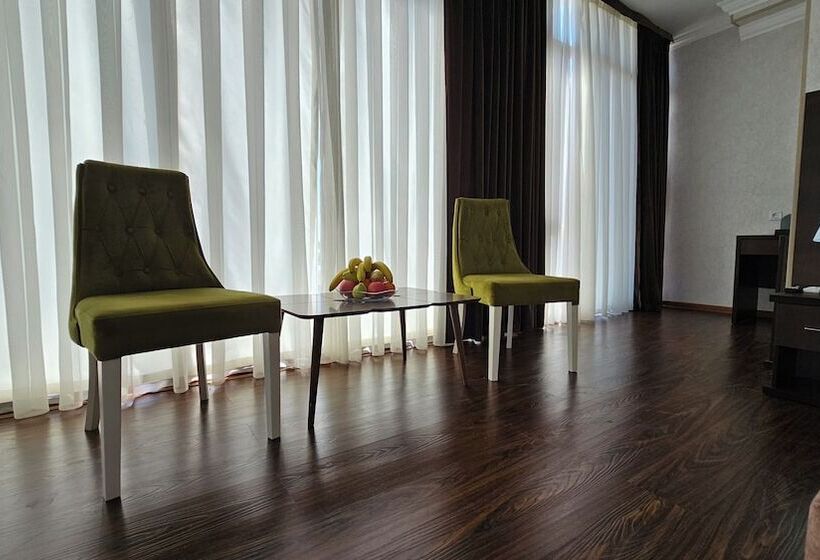 فندق Grand Turon