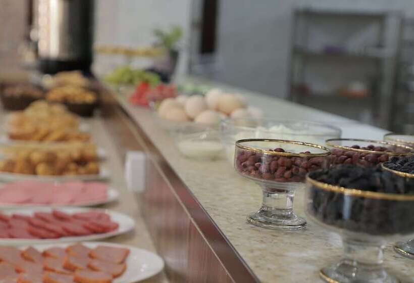 فندق Grand Turon