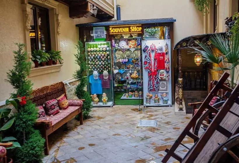 Hotelli Gur Emir Palace