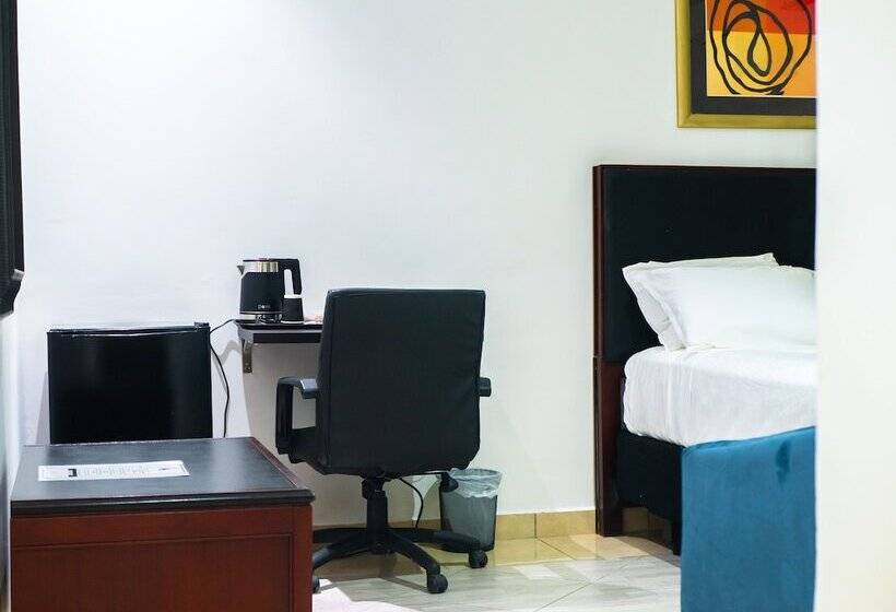 Отель Koko Palm Inn