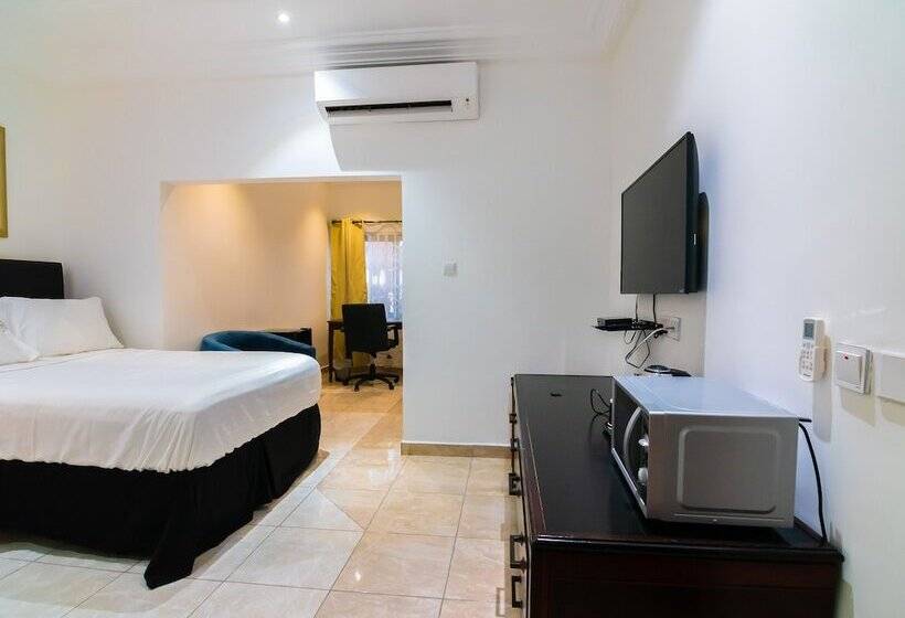 Отель Koko Palm Inn