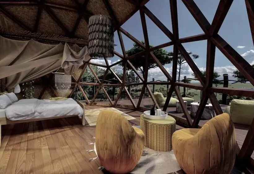 Hotelli Kuoom Serengeti