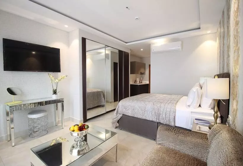 هتل Mirage Residences   Studio Unit