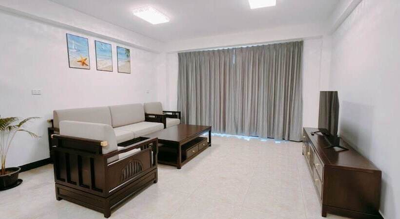 Hotel Ocean Breeze Apartment