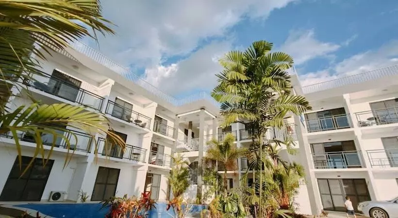 ホテル Ocean Breeze Apartment