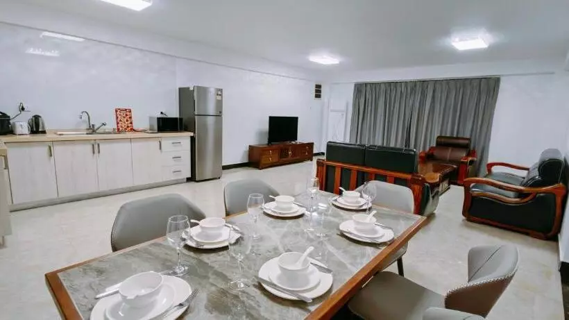 ホテル Ocean Breeze Apartment
