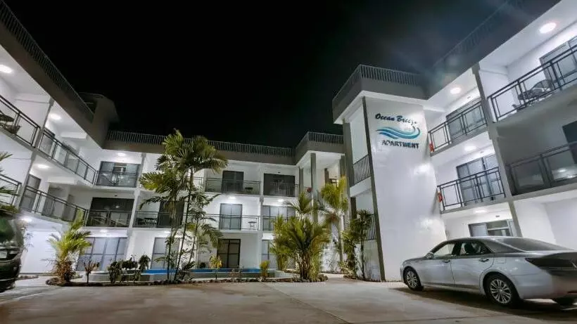 ホテル Ocean Breeze Apartment