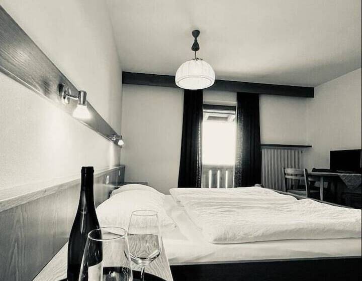 فندق Rifugio Frara