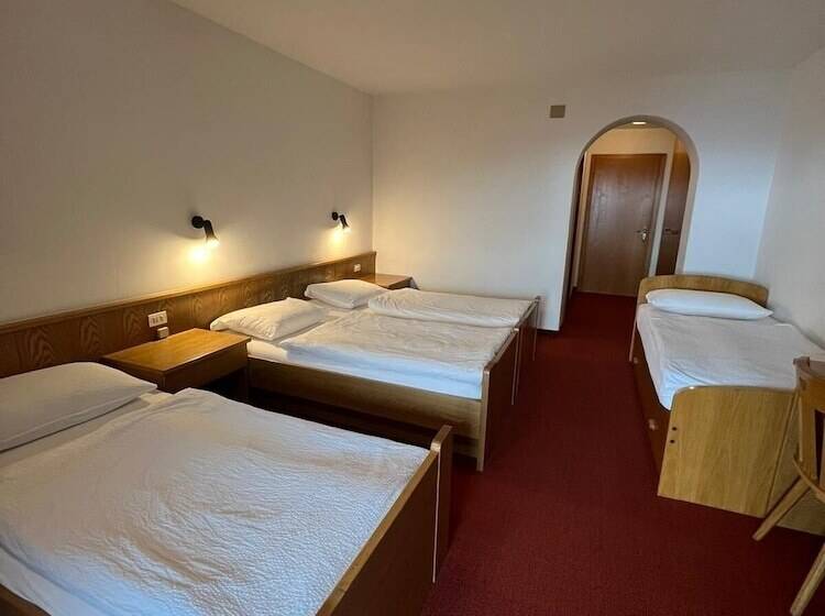 فندق Rifugio Frara