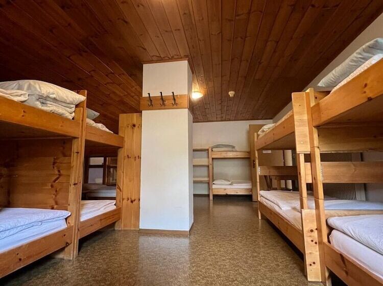 فندق Rifugio Frara