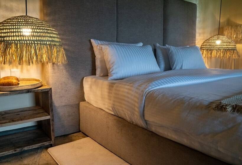 هتل Sambora Kinigi