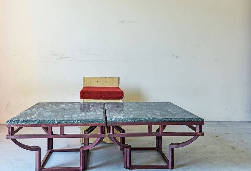 Hotel Spot On 90795 Hungrybedz Youth Hostel