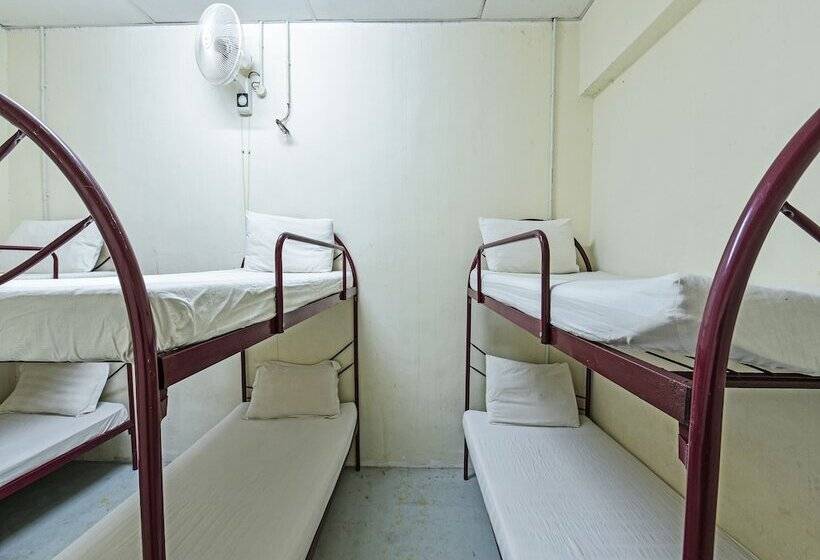 Hotel Spot On 90795 Hungrybedz Youth Hostel