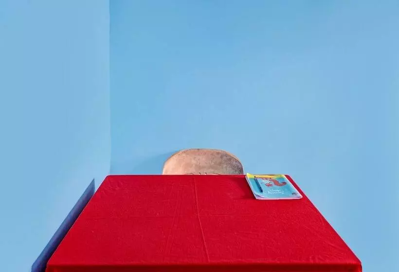 Hotelli Spot On 92323 Ririn Homestay