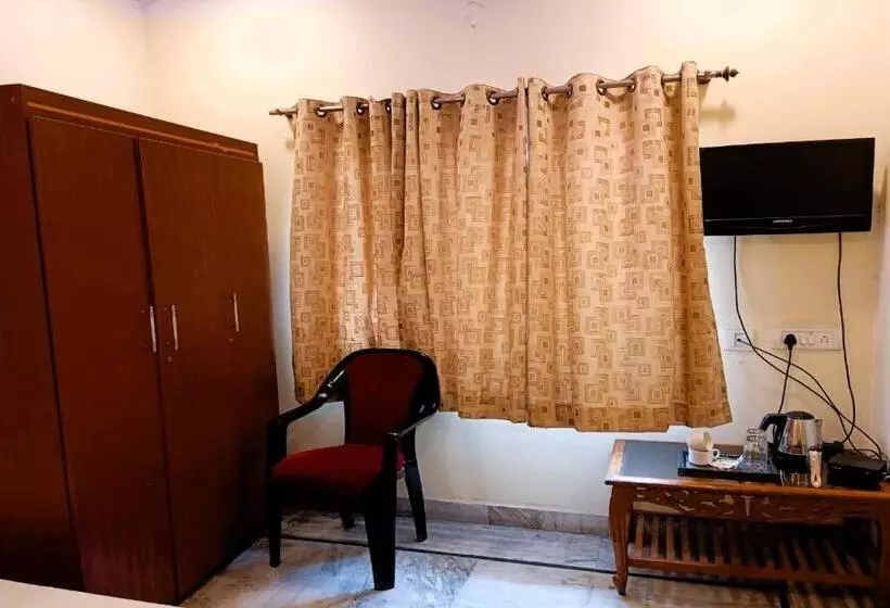 Hotelli Staymaker The Splces Bidhannagar
