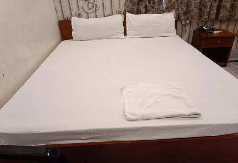 Hotelli Staymaker The Splces Bidhannagar