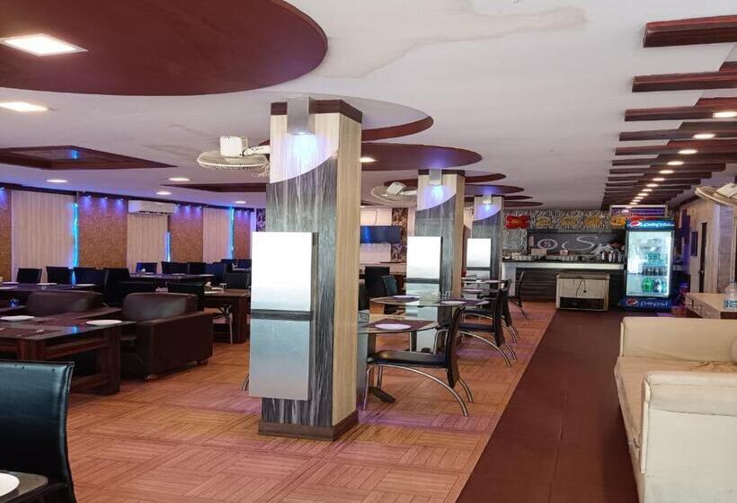 Hotel Staymaker The Splces Bidhannagar