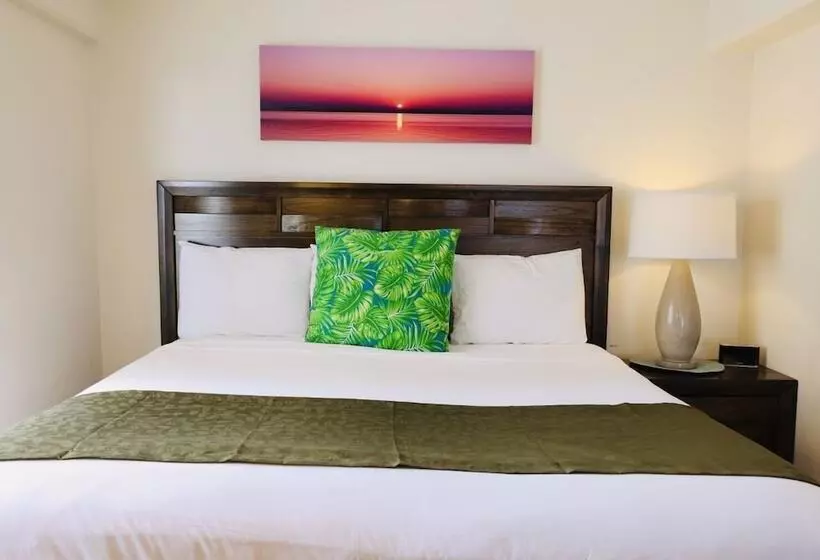 Ilikai Hotel With Ocean View