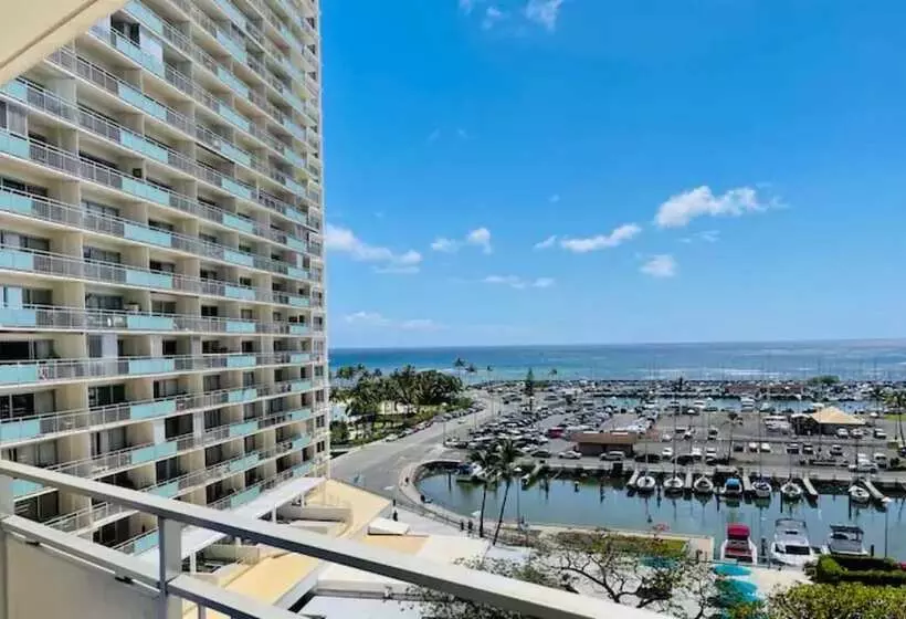 Ilikai Hotel With Ocean View