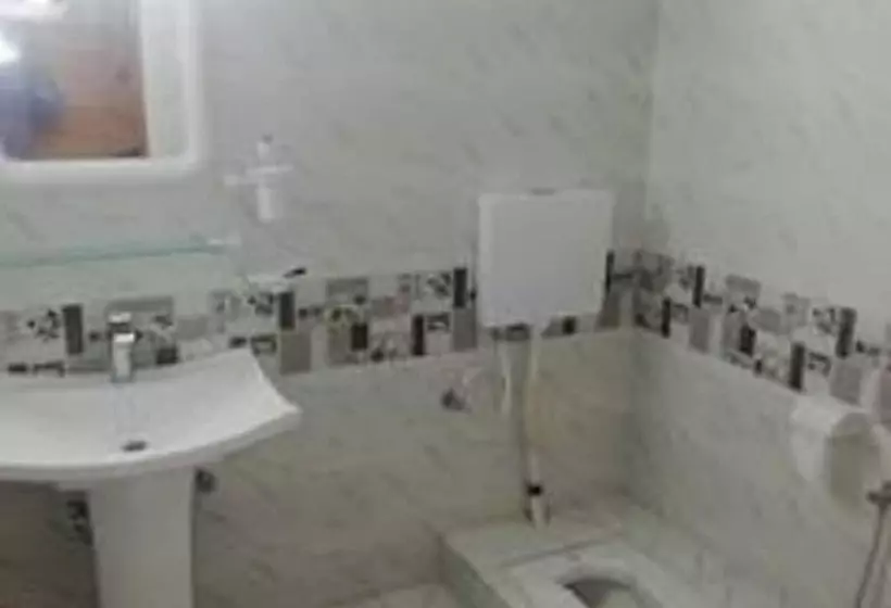 New Gojal Hotel And Restaurant
