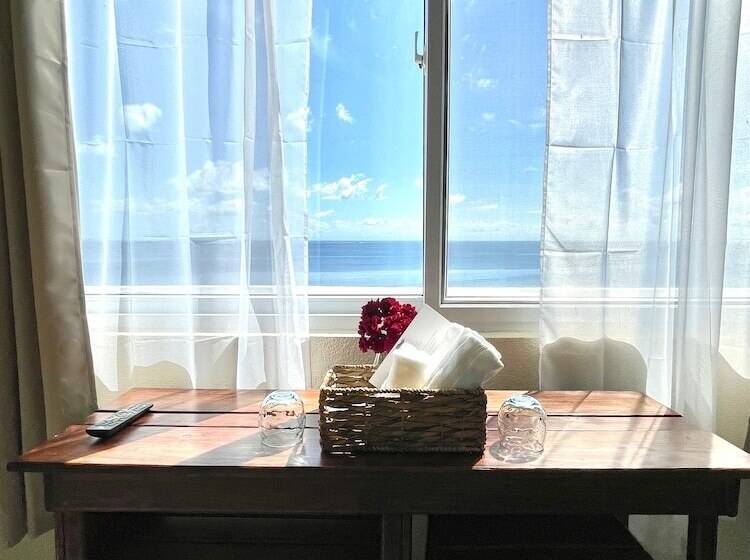 Ocean View Hotel And Restaurant