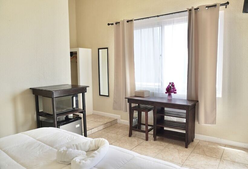 Ocean View Hotel And Restaurant