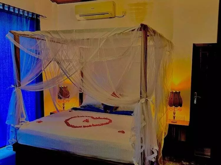 ペンション Amba Kola