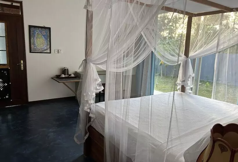 ペンション Amba Kola