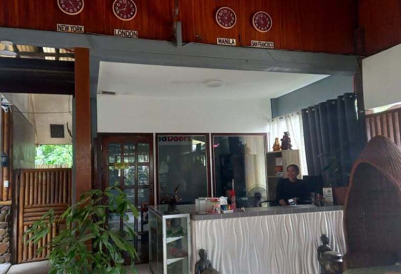 بنسيون Bea S Garden Inn