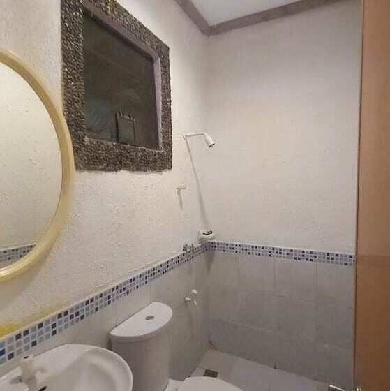 بنسيون Bea S Garden Inn