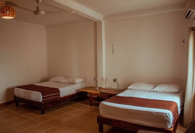 بنسيون Casa Mirador