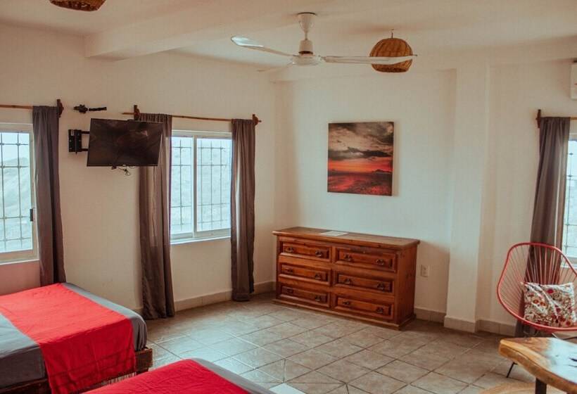 بنسيون Casa Mirador