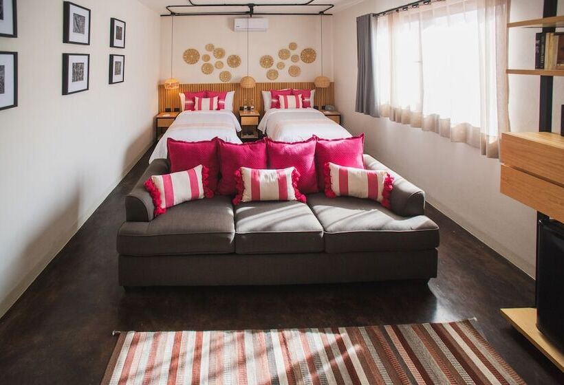 بنسيون Casa Rosamate