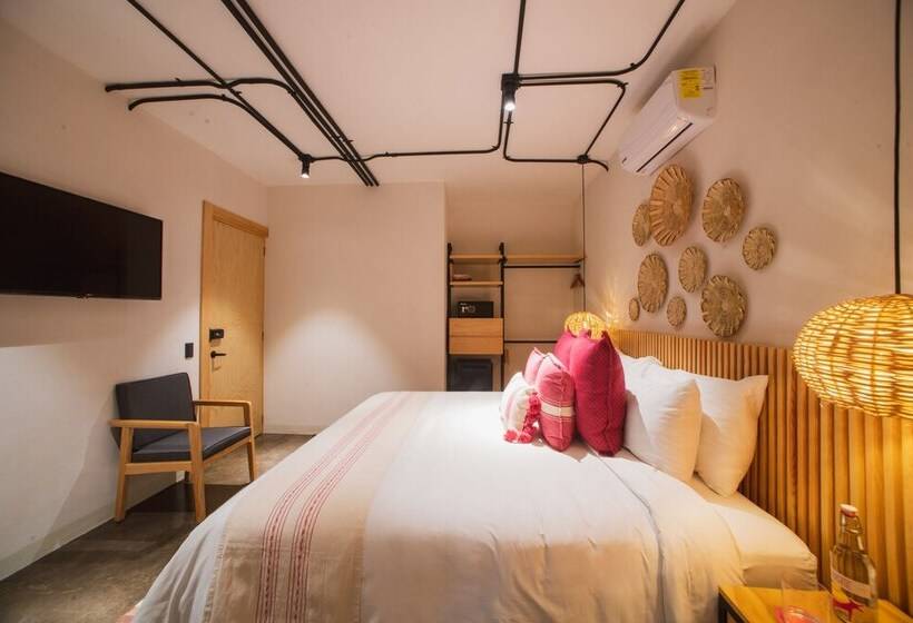 بنسيون Casa Rosamate