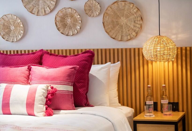 بنسيون Casa Rosamate