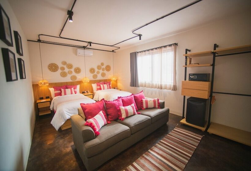 بنسيون Casa Rosamate