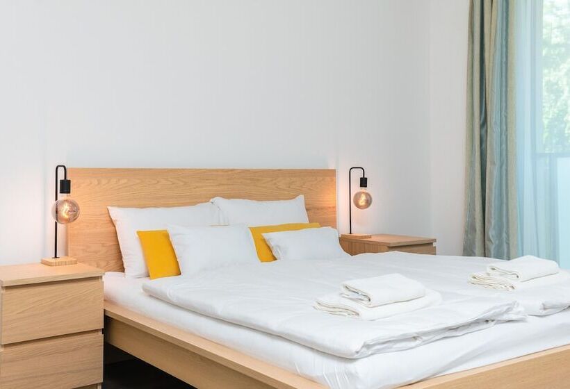 Westside Apartments By Urbanrent