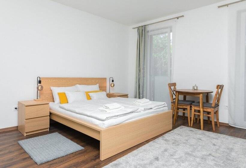 Westside Apartments By Urbanrent