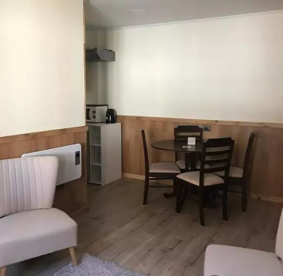Apart Hotel Suveral